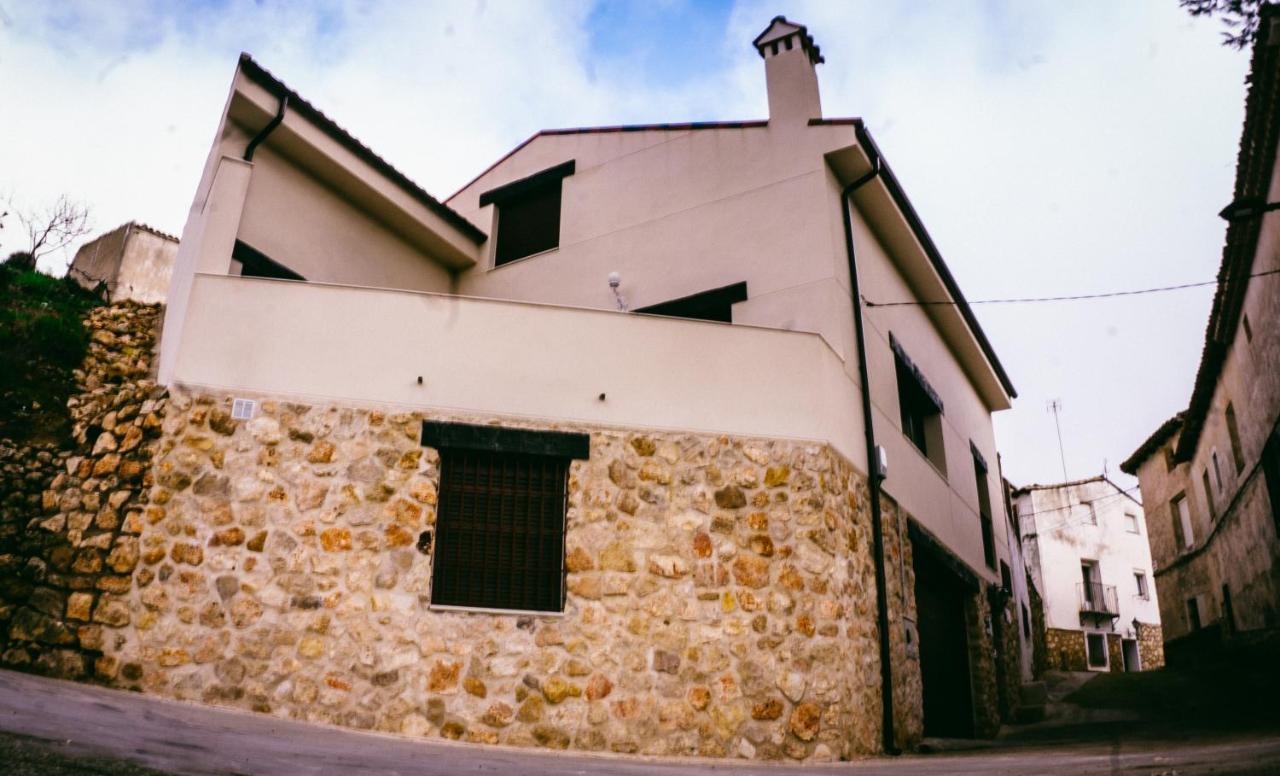 El Aprisco, Con Piscina Climatizada En Hueva-Guadalajara Villa Exterior photo
